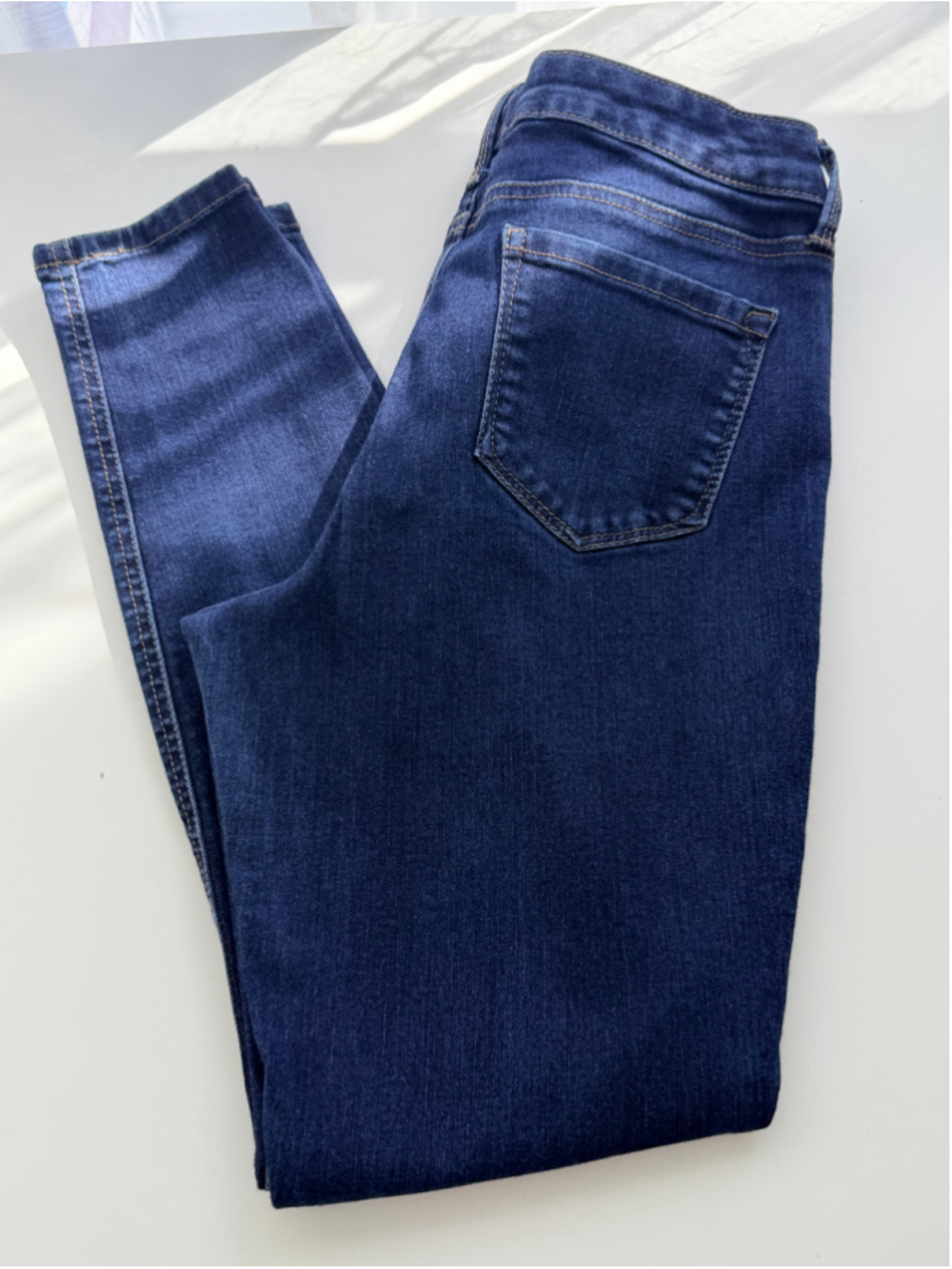 Crown & Ivy Dark Wash Skinny Jeans Size 6R Stretch Denim